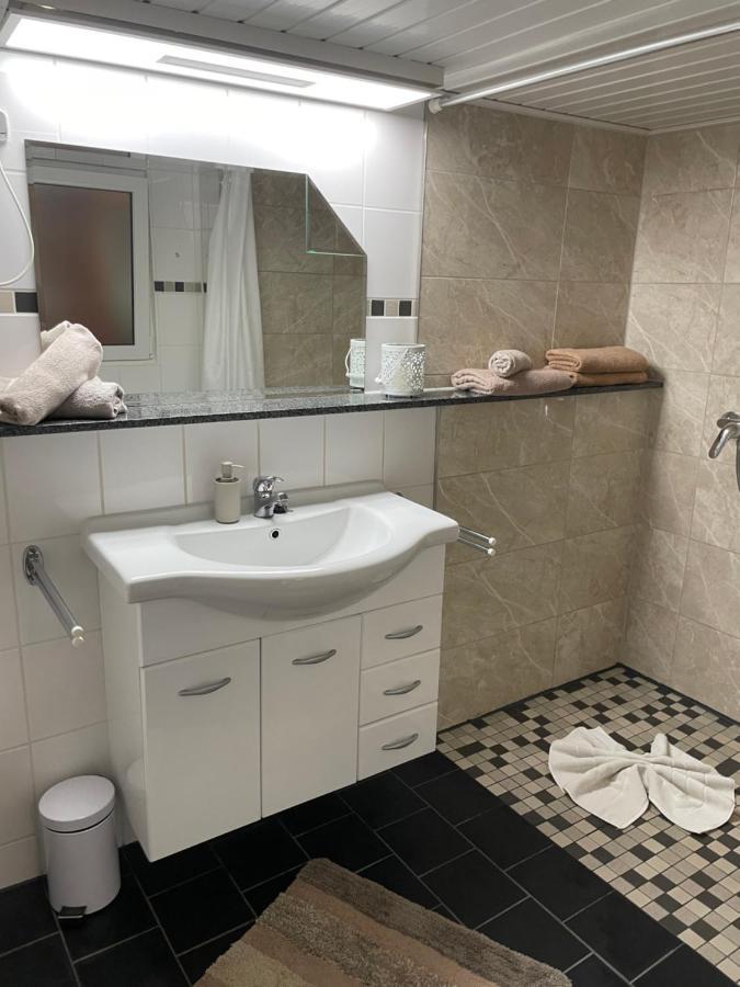 Christels Ferienwohnung 1 In Thale Mit Sonnenterrasse Und Grill Eksteriør bilde